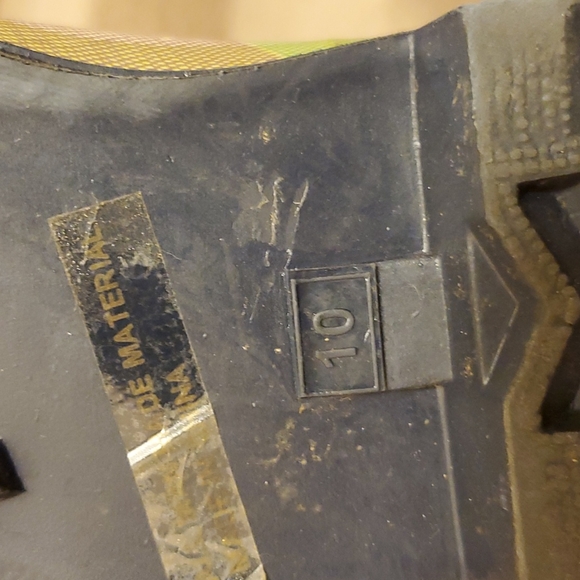 Women's Multi-colored Rainboots - Picture 6 of 6